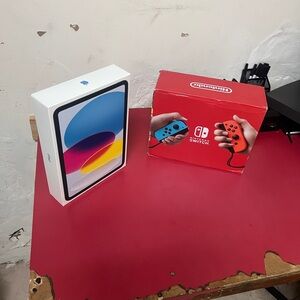 Apple iPad and Nintendo Switch Bundle